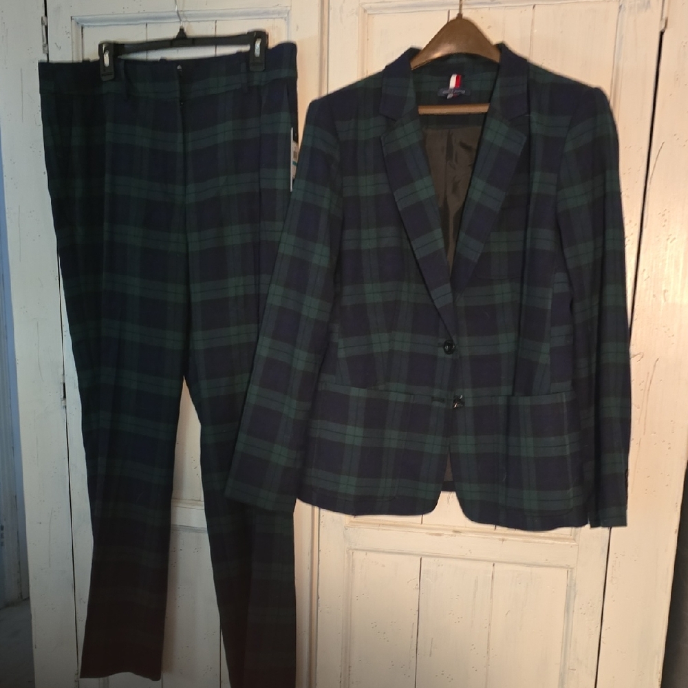 Tommy Hilfiger Blue and Green Blazers for Business Elegance